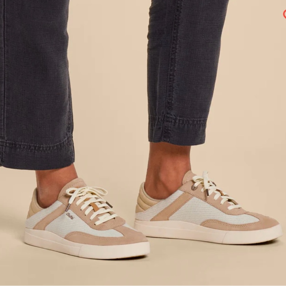 Olukai Kilea Court Sneakers. Woman’s Size 9.5. Only worn once.